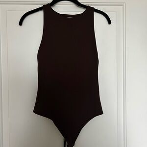Aritzia Babaton Contour 90’s Bodysuit